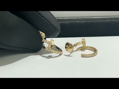 مصنع المجوهرات المصنعة كارتييه الأقراط الفاخرة العلامة التجارية