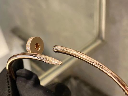 Classic 18K Rose Gold Bracelet 3.5mm Width 32 Diamonds Brand Juste Un Clou Nail Bracelet