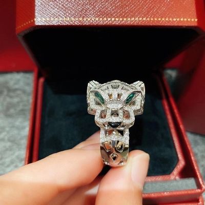 1.18 Carat 392 Diamonds Brand Jewelry Ring With 2 Emeralds