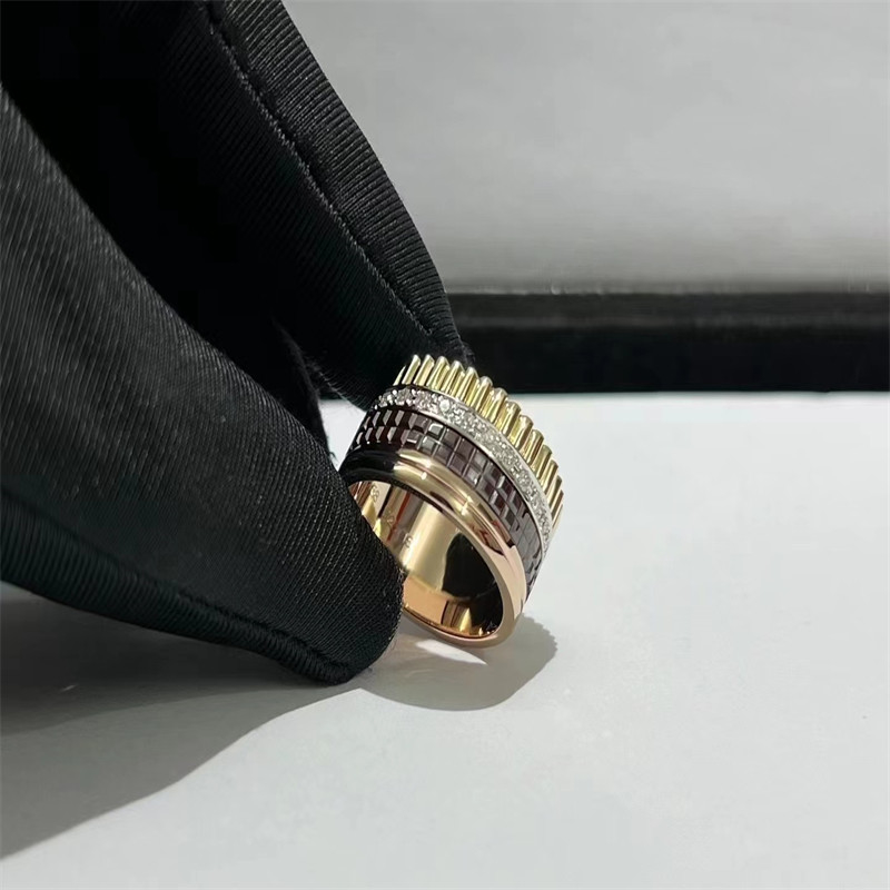 High Jewelry  Diamond Ring Custom Luxury 18K Gold Diamond Ring