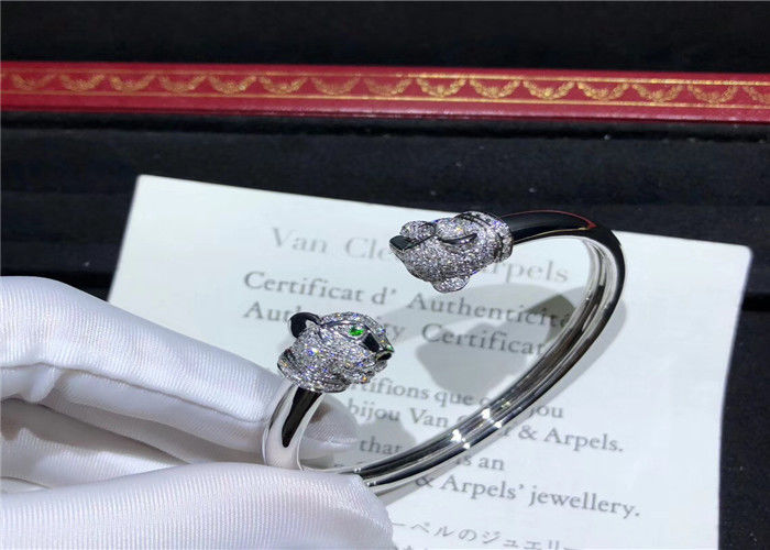 Brand Jewelry 18K pink gold Panthère de Brand bracelet set with tsavorite garnets and onyx